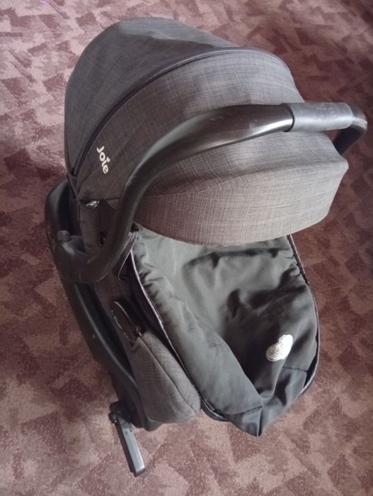 Scaun auto complet (cu baza) Joie - isofix