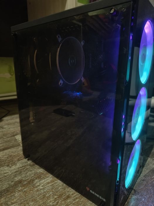 Геймърски настолен компютър