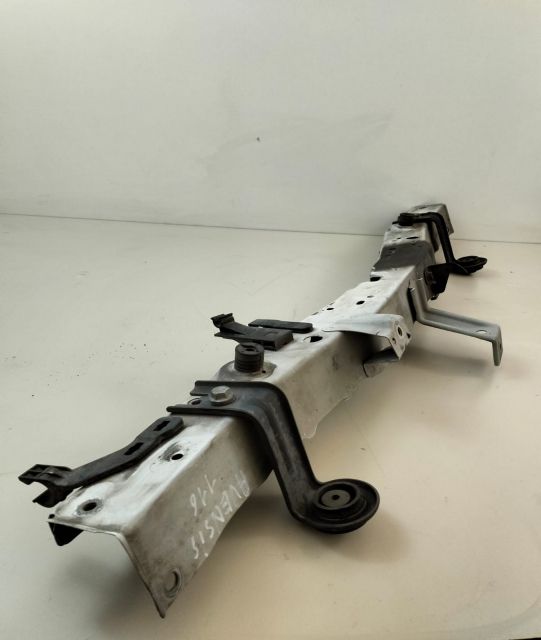 Traversa  superioara Toyota Avensis a 3-a generatie T27 (facelift)