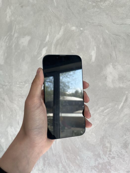 Продам айфон 13 Срочно