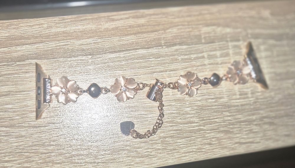 Верижка за apple watch