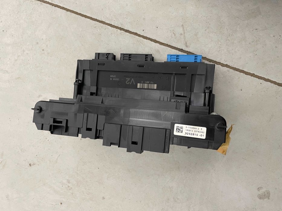 BMW F10 бошуниера табло бушони предно