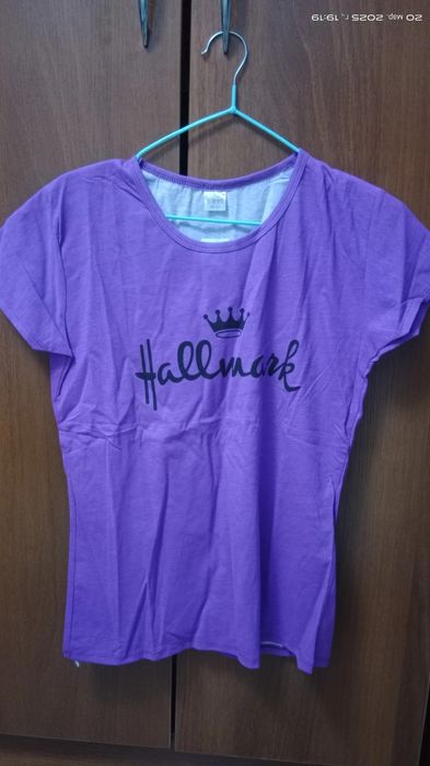 Футболки женские