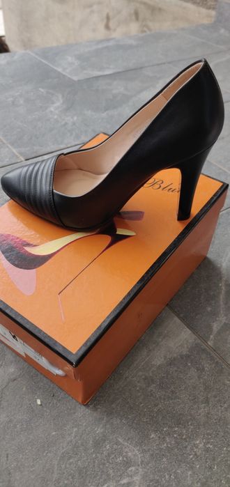 Pantofi de dama negri