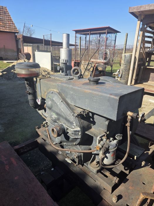 Motor de tăiat lemne TN 12 Cp