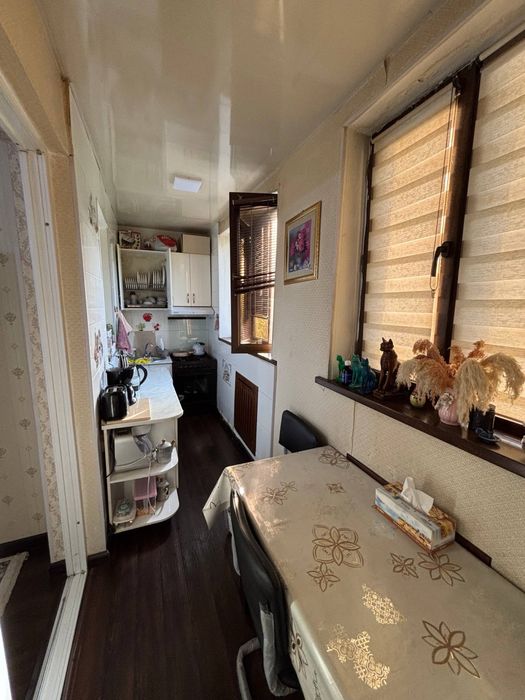 Чиланзар-20 2в3/3/4 балкон-1.5*6