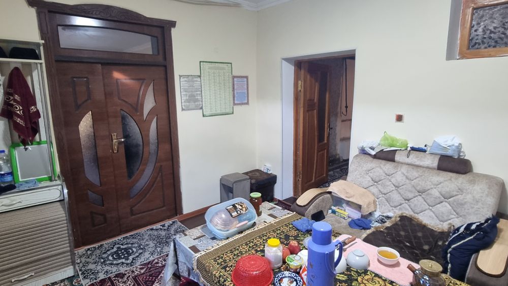 Ховли уй сотилади