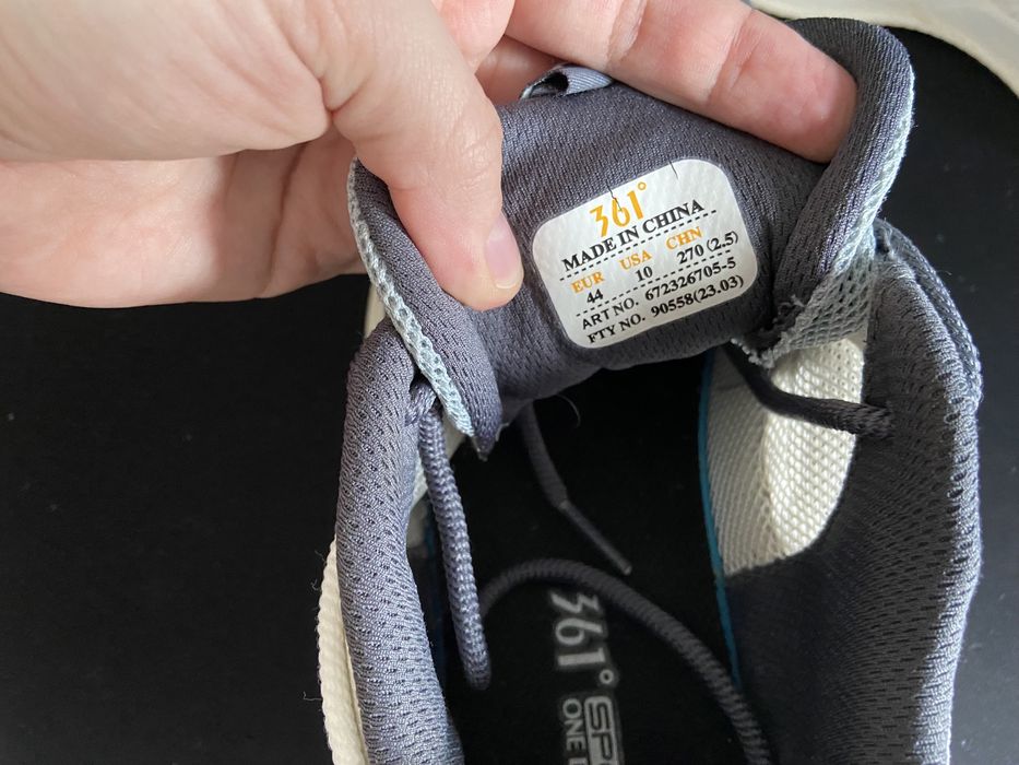 Кроссовки мужские летние