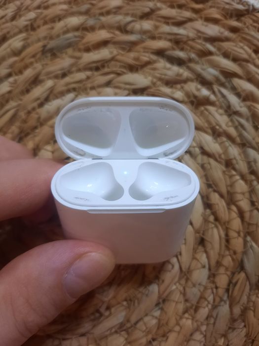 Продажа Кейса Airpods 1  Generation