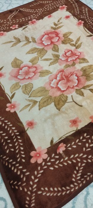 Продам плед толстый 1,6*2 м