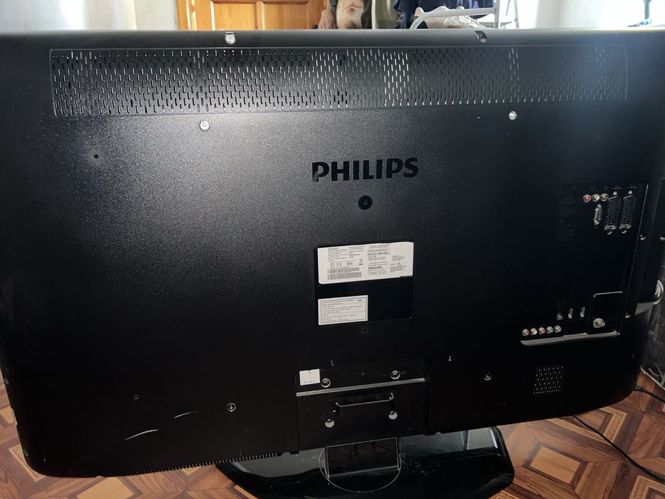 Телевизор PHILIPS на запчасти