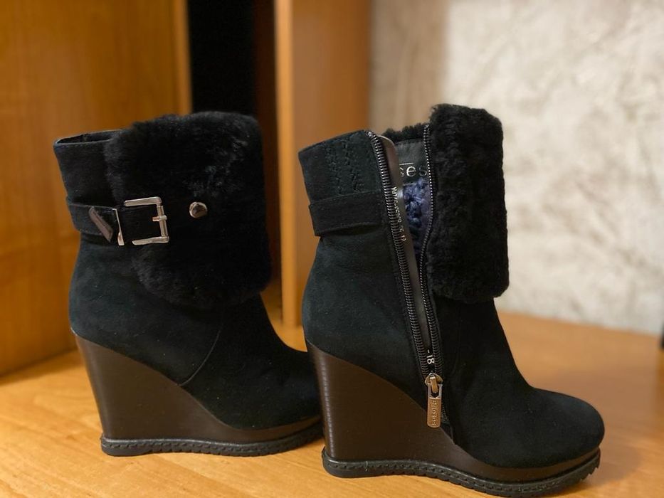 Продам ботильоны  зимние