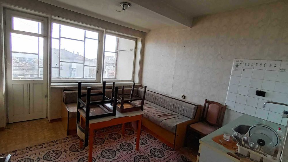 Продава се Тристаен апартамент в Хисаря - 110 кв.м за 537 €/кв.м - Снимка #8