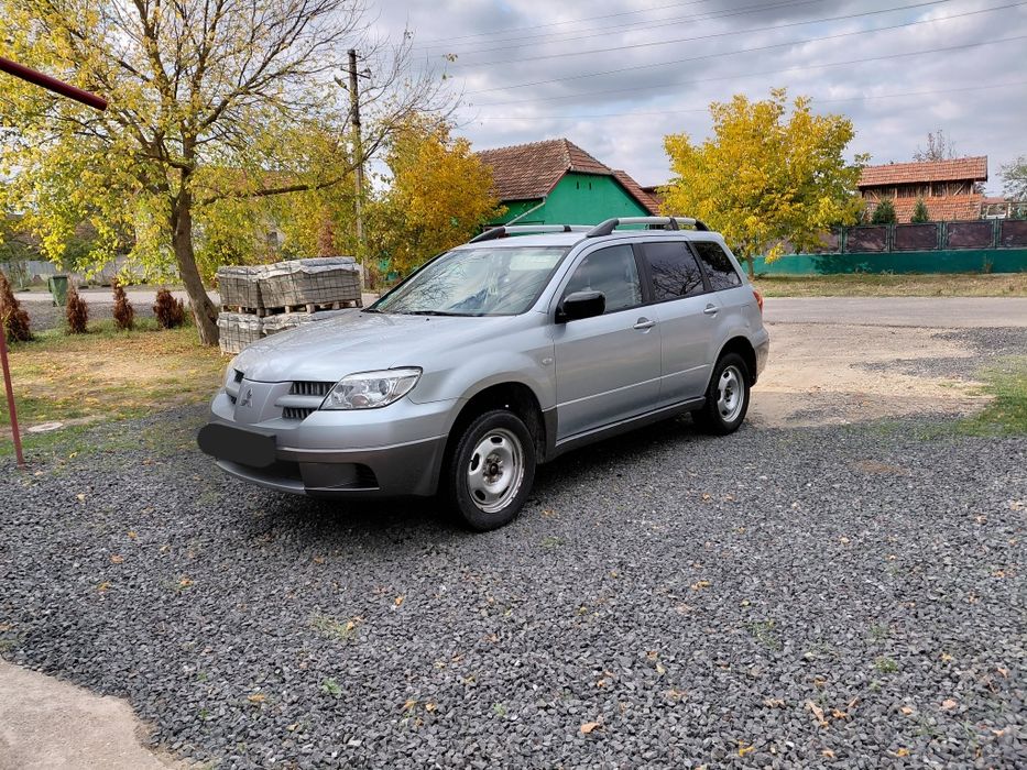 Mitsubishi Outlander 2005