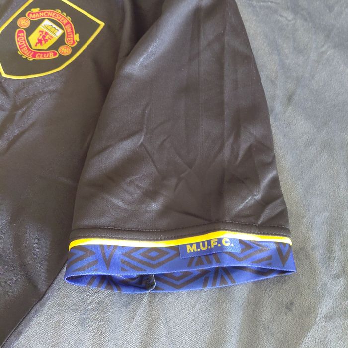 UMBRO ретро тениска на Manchester United НОВА