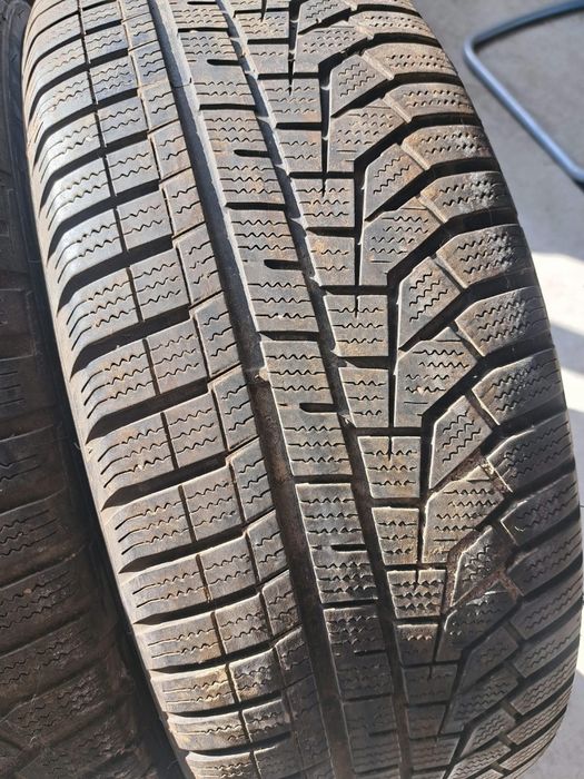 2 anvelope iarnă 225 60 r18 Hankook