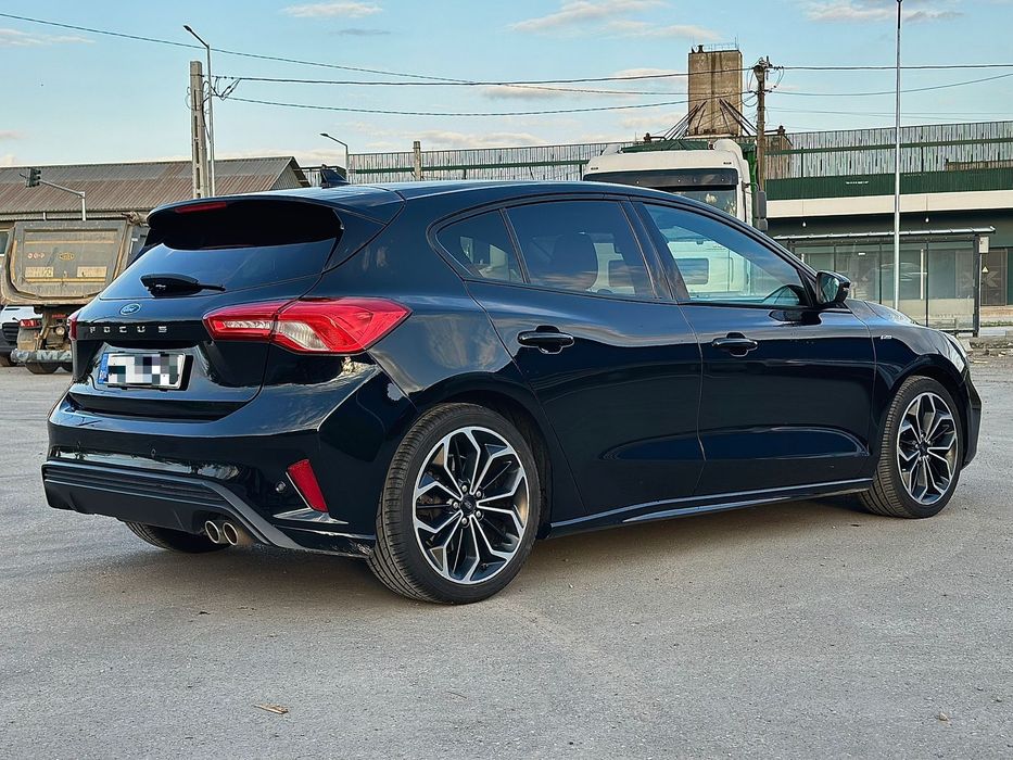 Vand/Schimb Ford Focus ST-Line 1.5 EcoBoost 182 cai 9199 euro