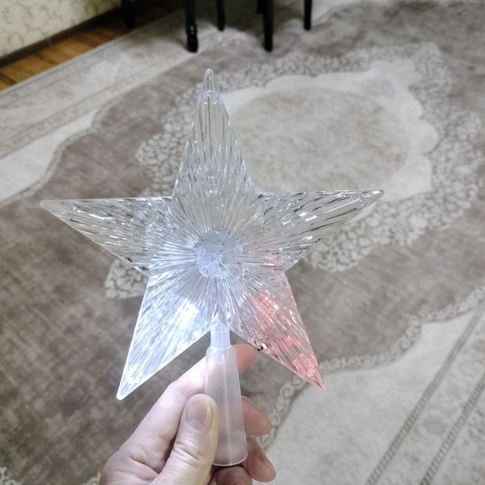 Звезда на ёлку новая без дифектов