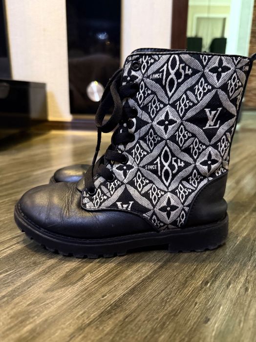 Детская обувь на девочку