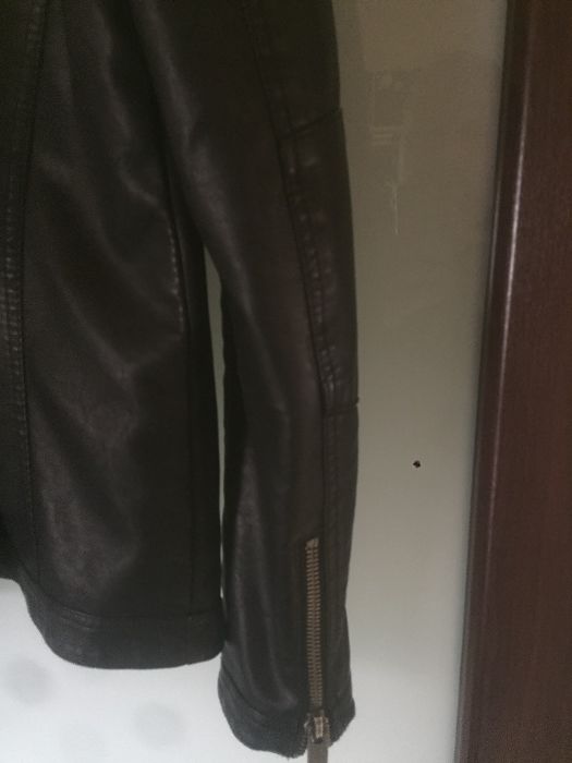 Vând geaca motor perfecta stare!