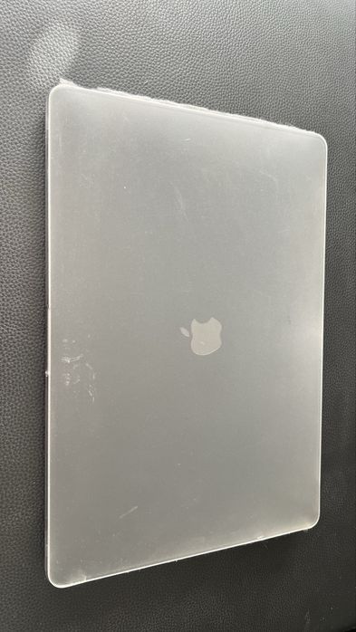 MacBook Pro 15 inch A1707 16GB ram 512 GB SSD touchbar