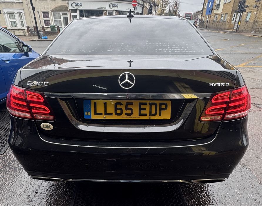 Mercedes-Benz E300 Bluetech Hybrid