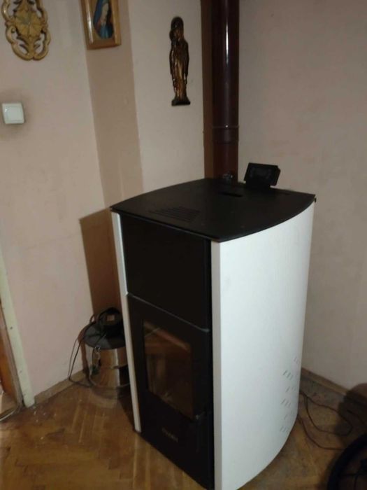 Камина на пелети Burnit Comfort 25