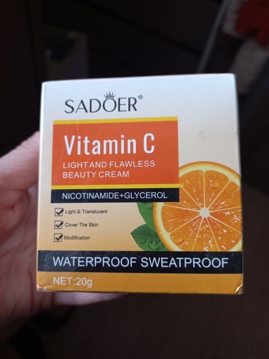 Crema CC / Fond de ten cu vitamina C