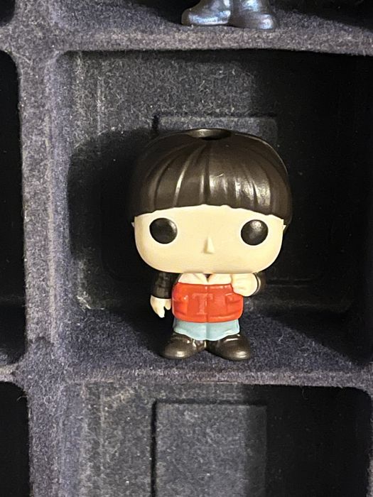 Kinder Joy Stranger Things