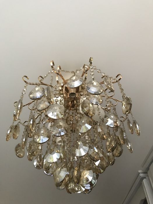 Качественная люстра