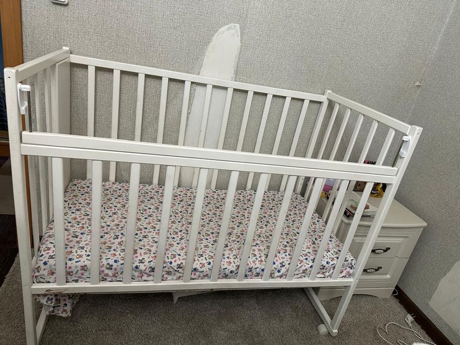 Продается кроватка