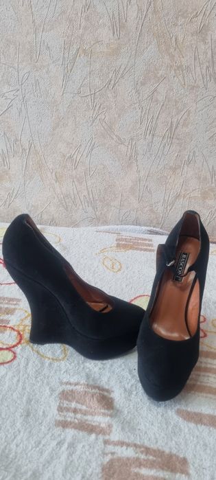 Туфли  женские оригинал
