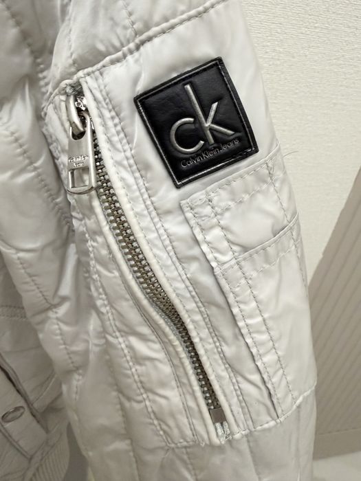 Calvin Klein куртка оригинал XS-S