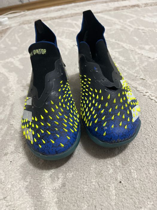 Продам сороконожки для футбола