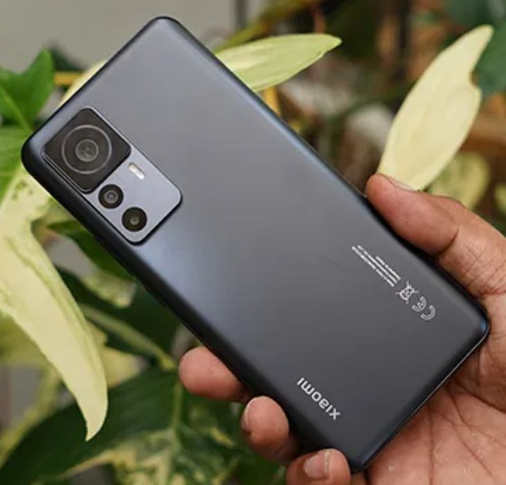 Xiaomi 12T Pro 12+4gb-16 RAM HARMAN KARDON Нов