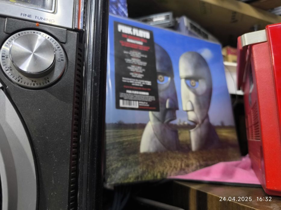 Виниловые пластинки в Алматы