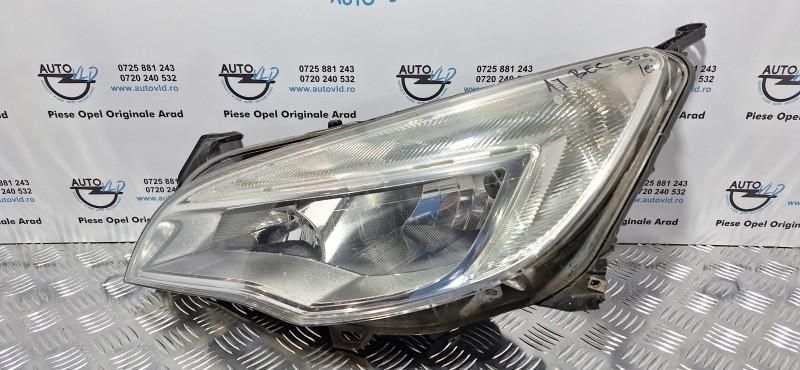 Far stanga crom halogen cu bec Opel Astra J Facelift