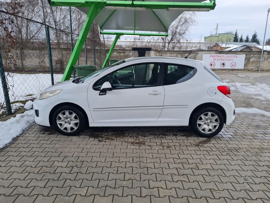 Peugeot 207, an 2011