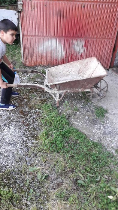 Количка ръчна строителна  .