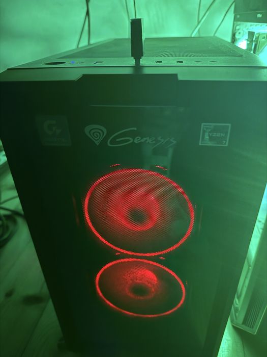 Pc gaming 5700x rtx 5080 32gb ram