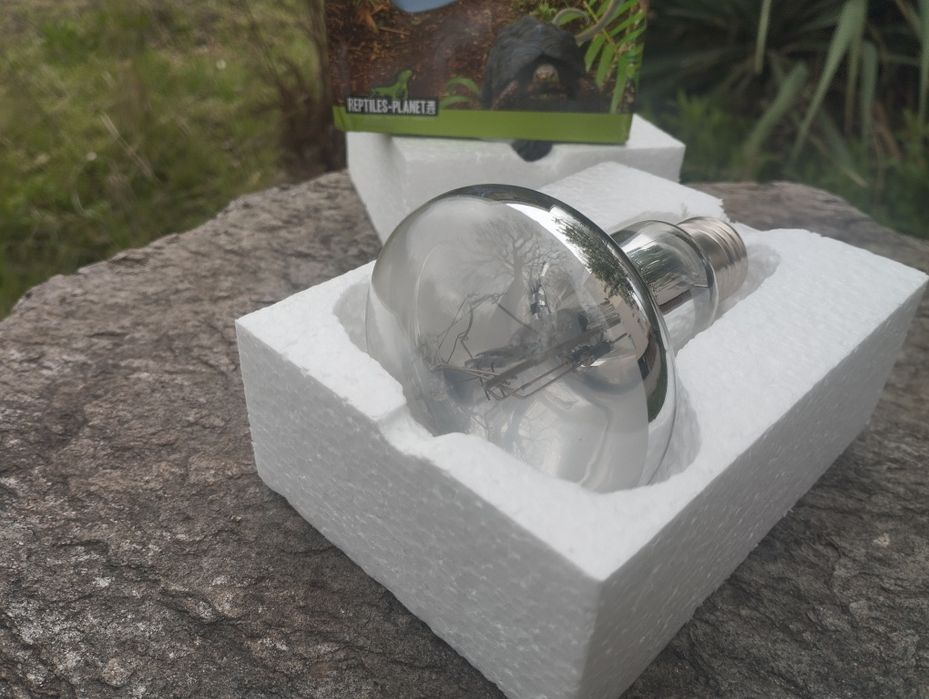 Лампа за терариум ,Живачна лампа за игуани,гущери, костенурки и т.н.т