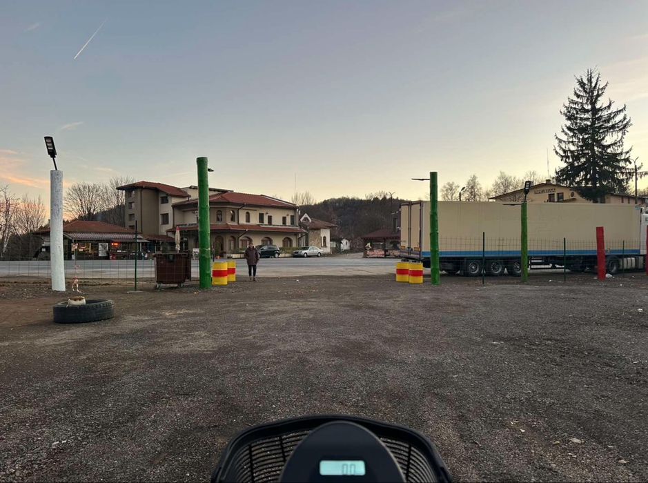 Инвестиционен парцел-имот в Прохода на Републиката