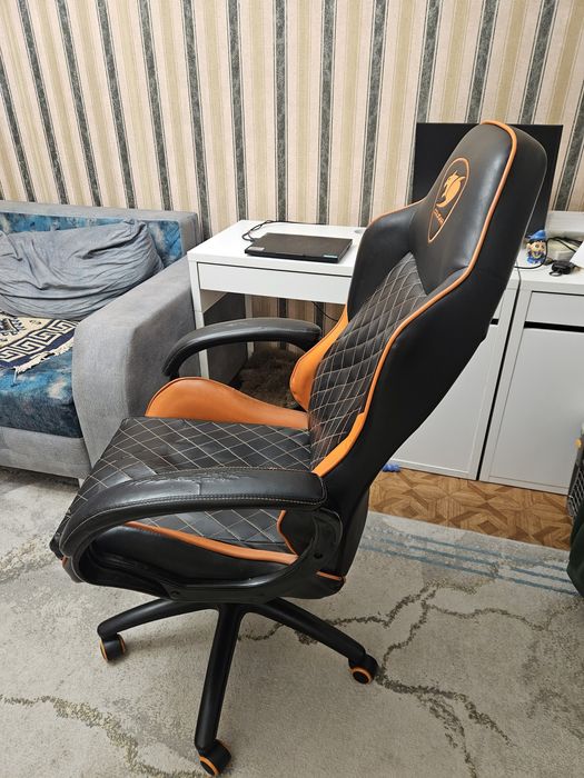 Кресло игровое Cougar
