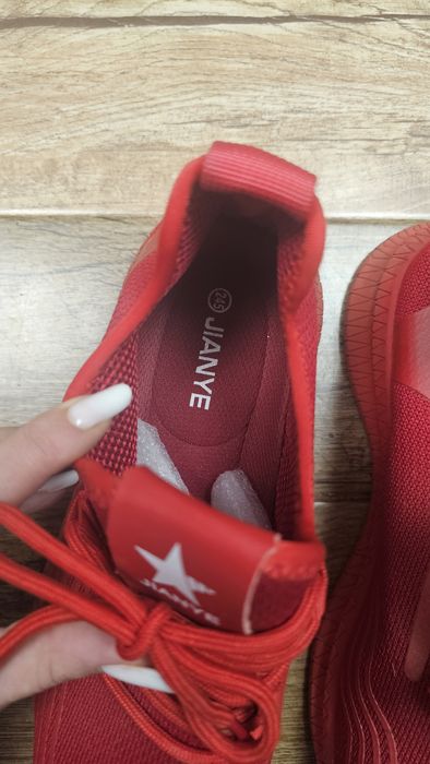 Încălțăminte protecție lucru cu bombeu 39