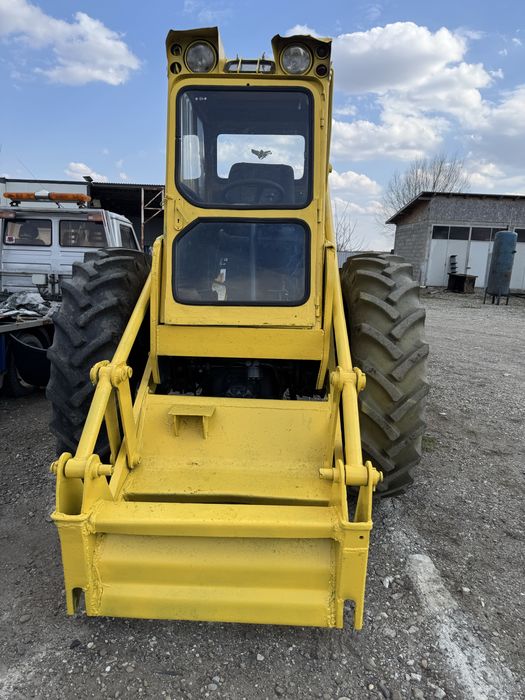 ifron 204 d  / incarcator frontal Reconditionat ,cauciucuri noi