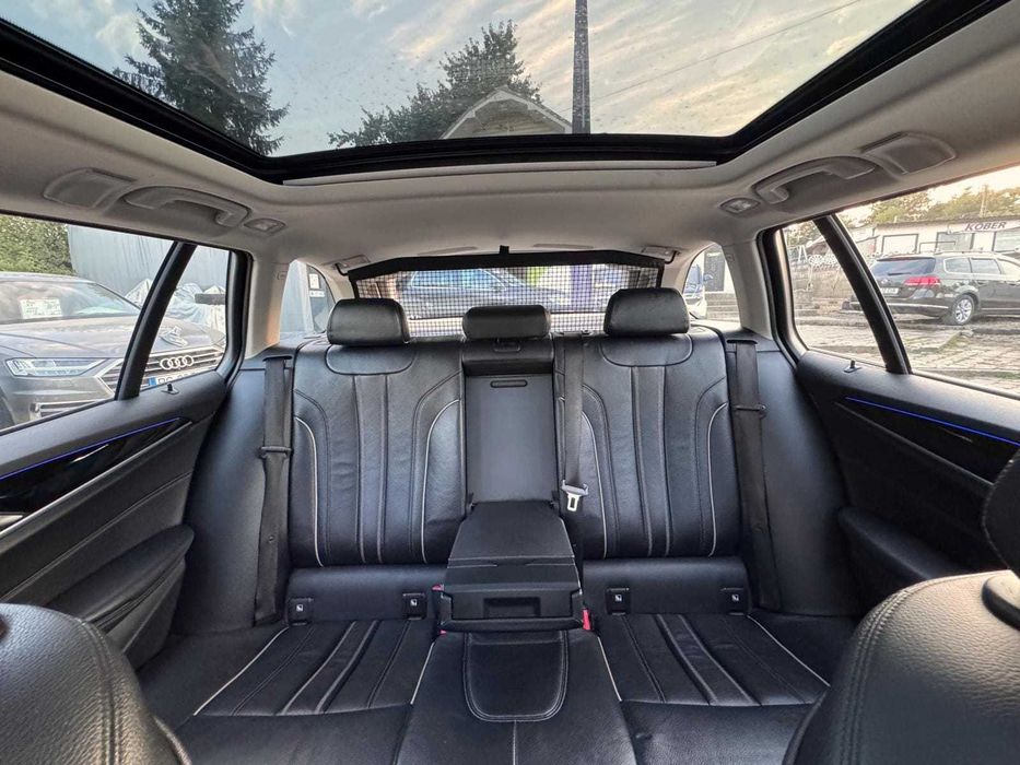 BMW 520d xDrive Touring 190 CP 4x4 Automata 2019 Garantie 12 luni