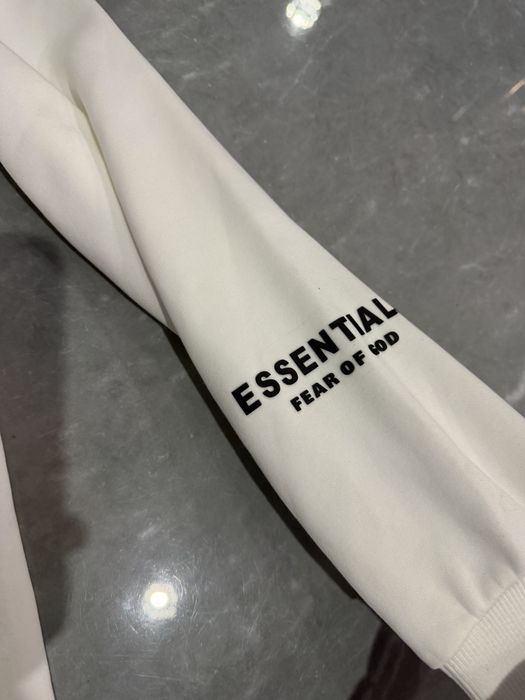 Hanorac Essentials