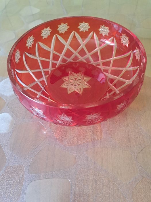 Продам салатницу
