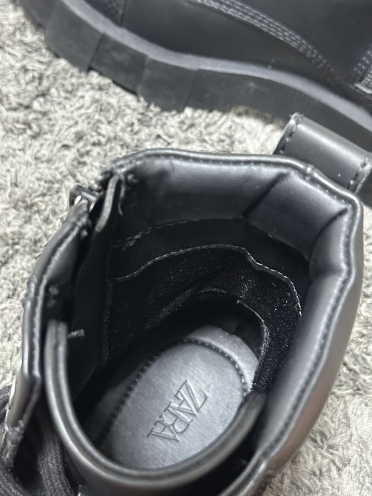 Bocanci Zara, stare foarte buna