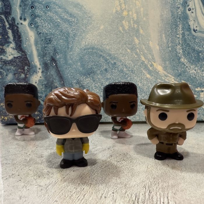 Kinder Joy ОСД Хоппер, Стив, Лукас